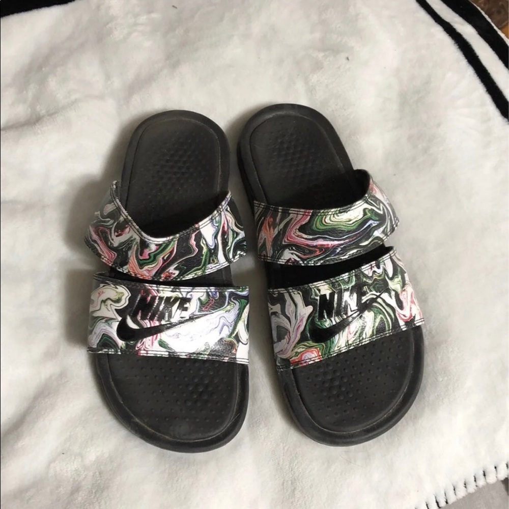 Nike slides